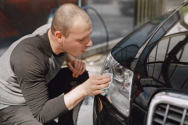 Аккуратное снятие фары из посадочного места