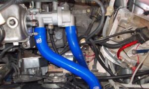 vaz-2114-zamena-patrubka-termostata