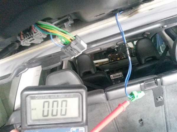 volvo-xts70-ne-otkrivaetsya-bagazhnik-s-knopki