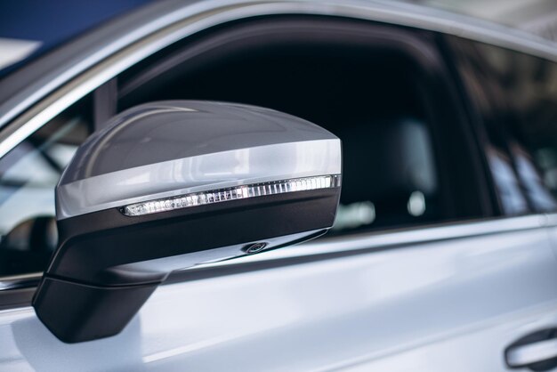 kak-rabotaet-elektroregulirovka-zerkal-chevrolet-cruze-2012-polnoe-ruk