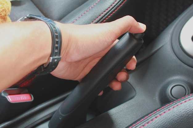 kak-snyat-pedalnij-uzel-reno-megan-2-poshagovaya-instruktsiya