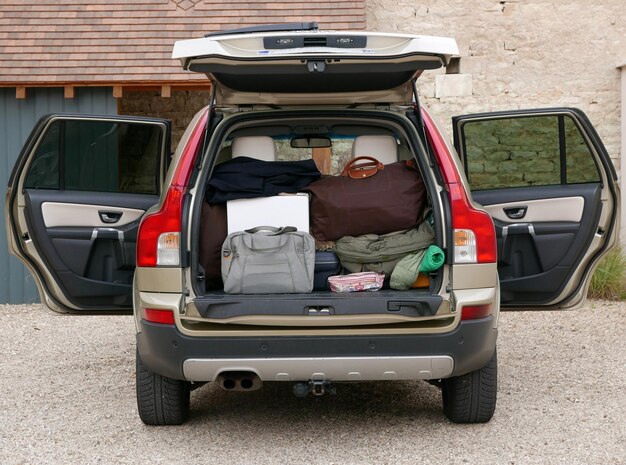 ustanovka-originalnogo-bagazhnika-na-audi-q5-polnoe-rukovodstvo-i-sove